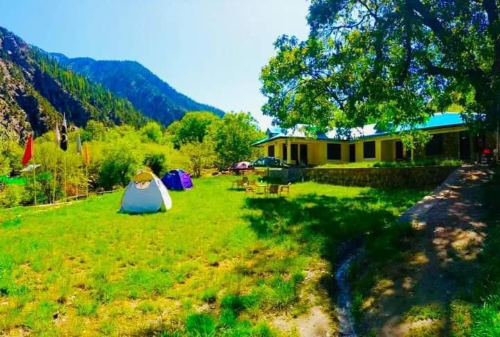 Chitral Inn Resort Extérieur photo